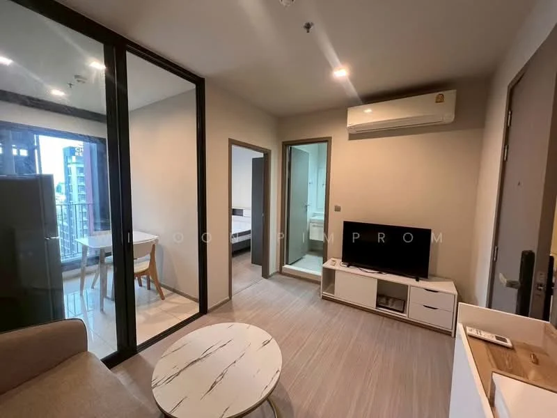 1 Bedroom condo in Life Asoke Hype