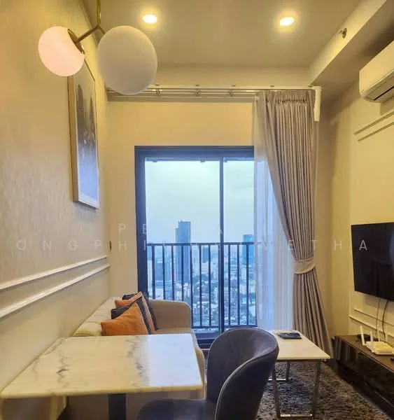 1 Bedroom condo in Park Origin Thonglor