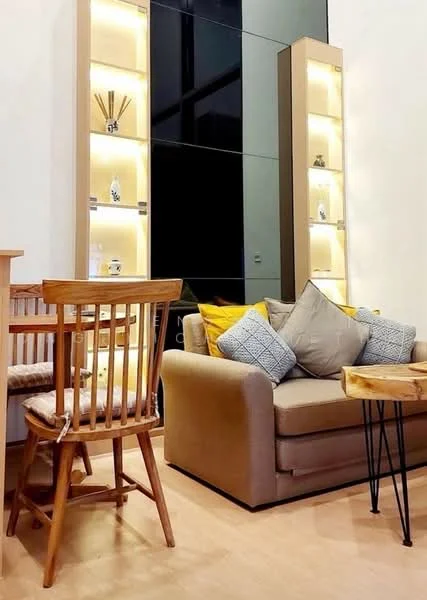 1 Bedroom condo in Maru Ekkamai 2