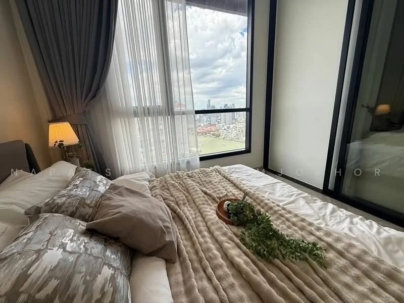 1 Bedroom condo in Chapter Charoenkrung-Riverside