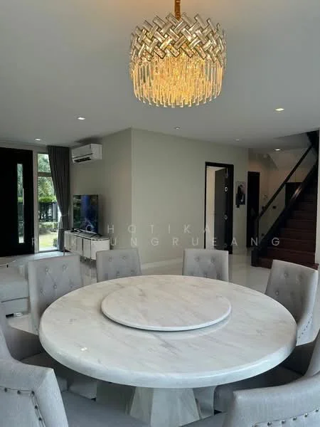 4 Bedroom condo in Perfect Masterpiece Sukhumvit 77