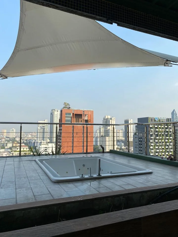 3 Bedroom condo in Wind Sukhumvit 23