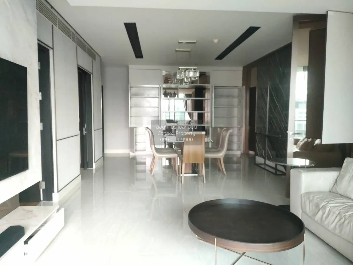 2 Bedroom condo in The Park Chidlom
