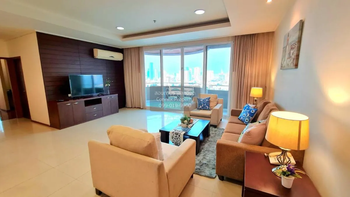 3 Bedroom condo in Piyathip Place