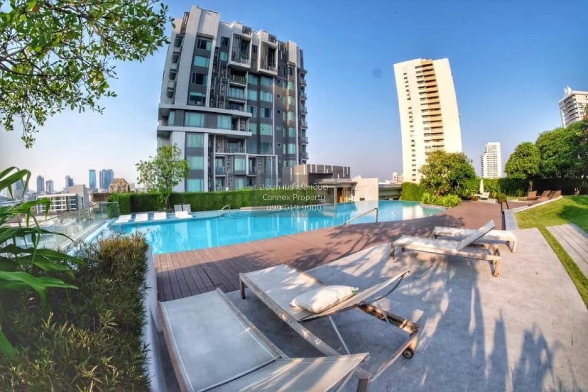 1 Bedroom condo in CEIL by Sansiri