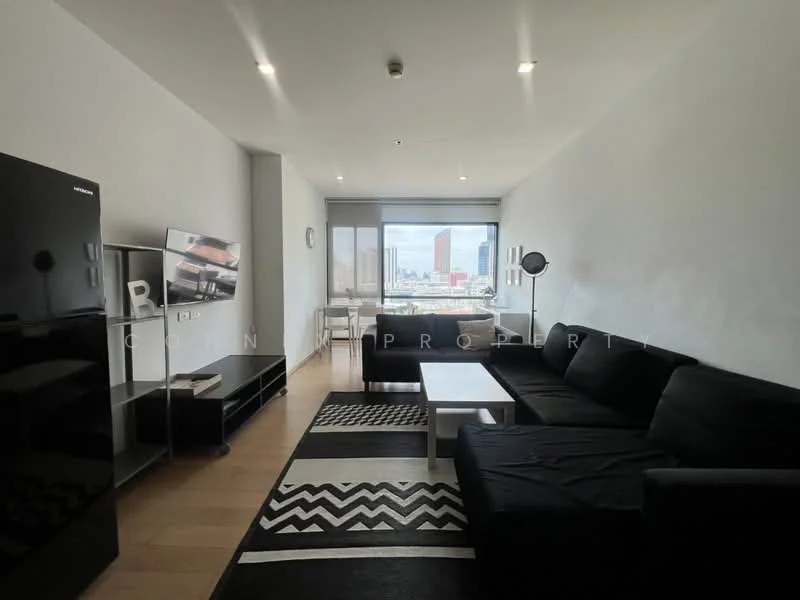 1 Bedroom condo in Noble Reflex