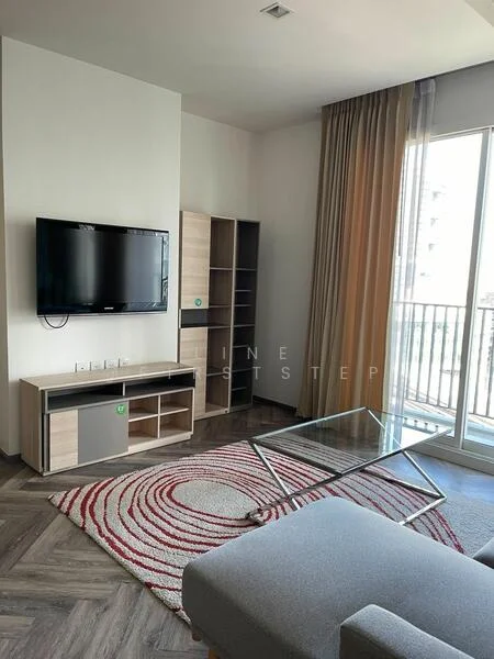 2 Bedroom condo in Siri At Sukhumvit