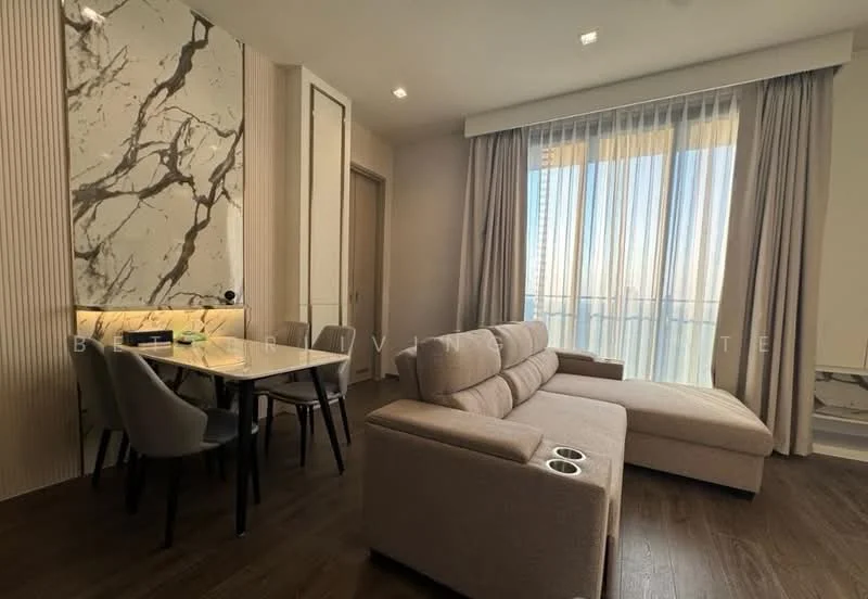 2 Bedroom condo in The Address Siam-Ratchathewi