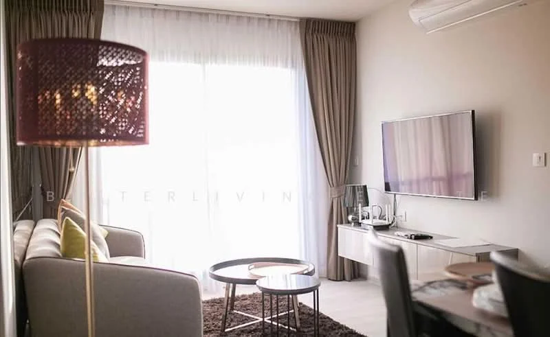 2 Bedroom condo in Life One Wireless