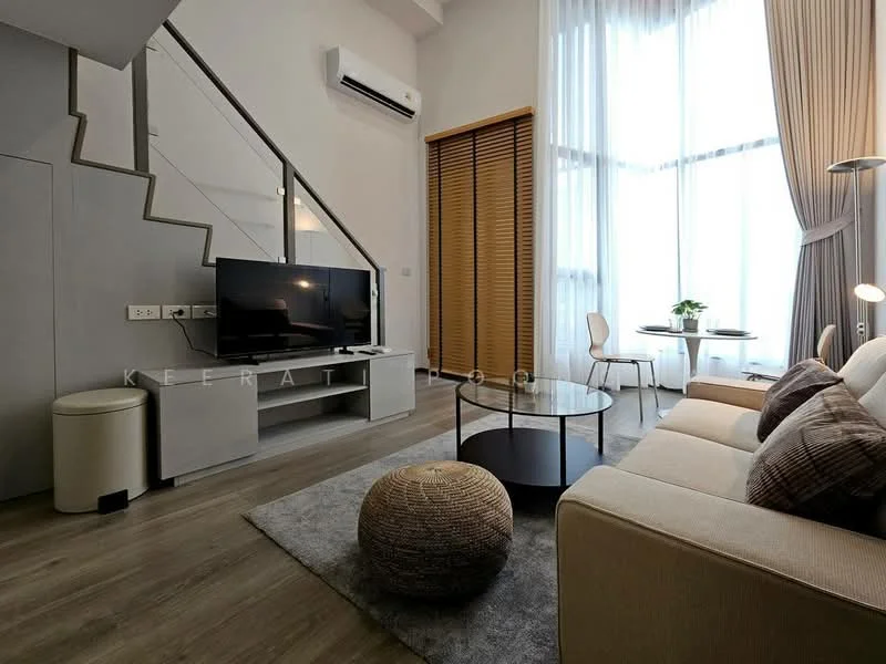 1 Bedroom condo in KnightsBridge Space Sukhumvit-Rama 4