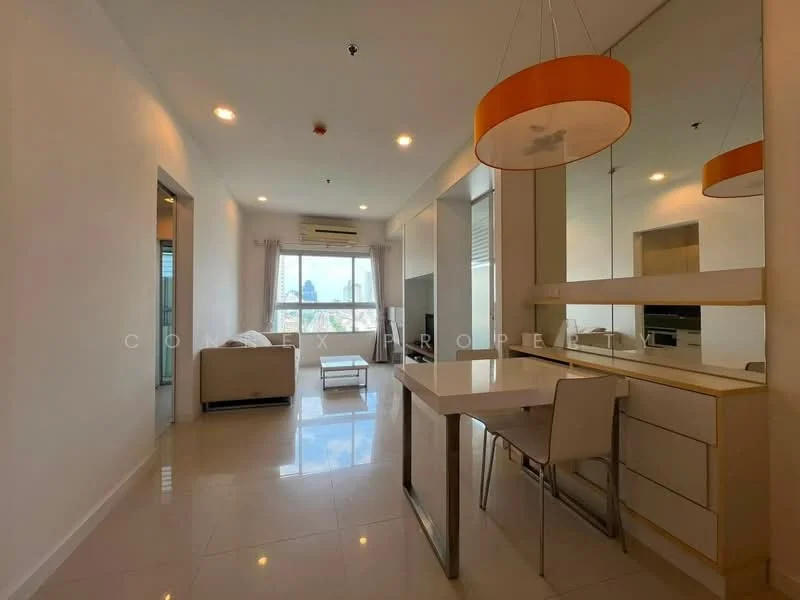 1 Bedroom condo in Q House Condo Sathorn