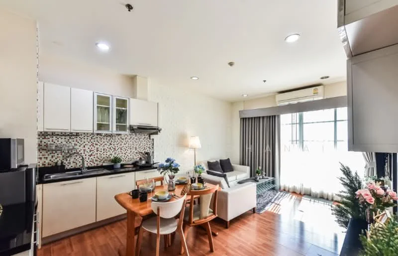 2 Bedroom condo in Baan Klang Krung Siam-Pathumwan
