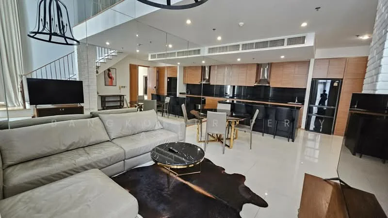 1 Bedroom condo in The Emporio Place