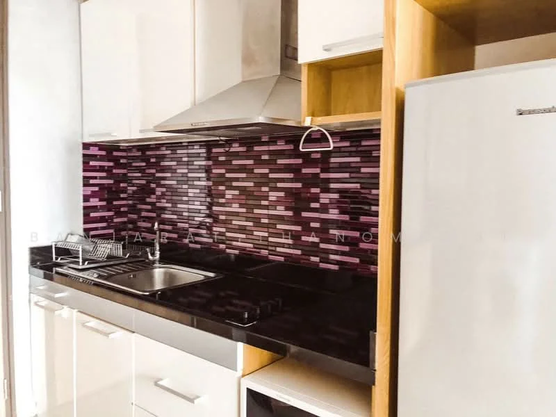 2 Bedroom condo in Noble Remix