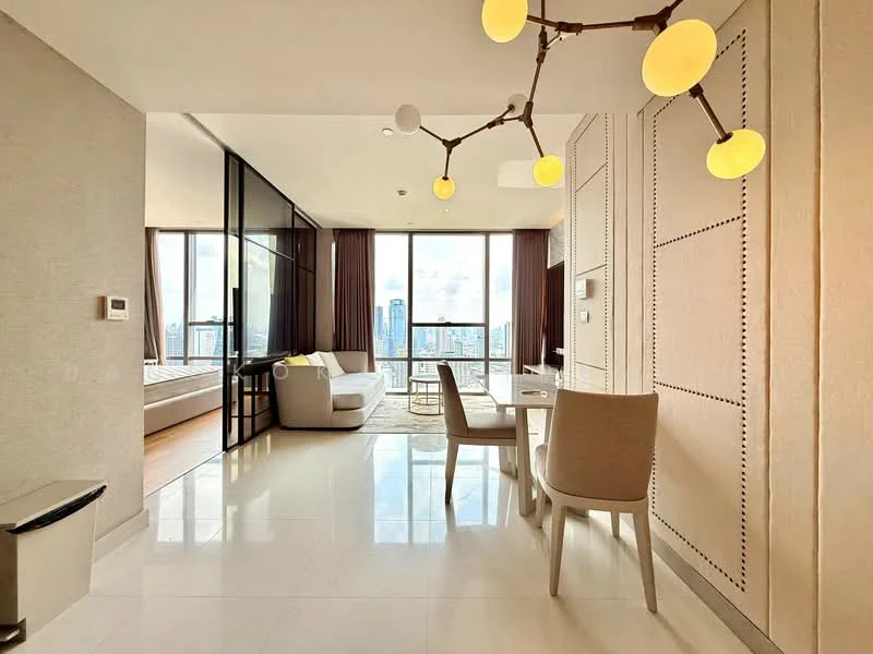 1 Bedroom condo in The Bangkok Sathorn