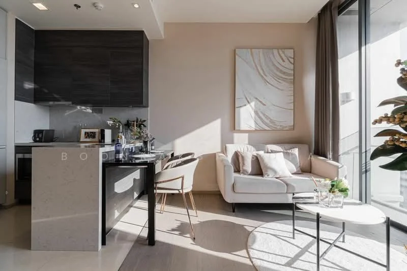 1 Bedroom condo in The Esse at Singha Complex