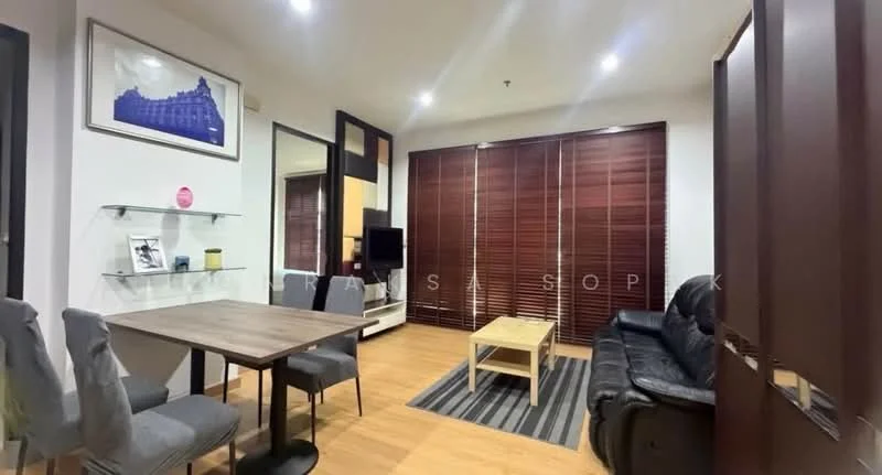 1 Bedroom condo in Baan Klang Krung Siam-Pathumwan