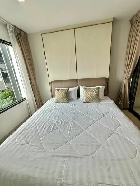 1 Bedroom condo in Life One Wireless