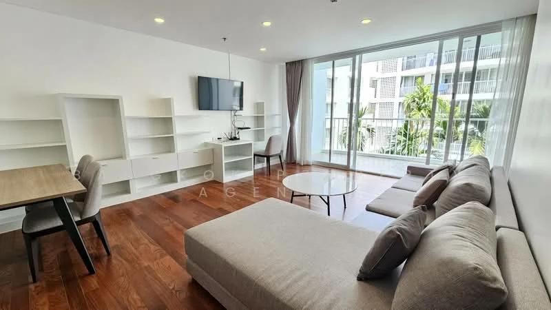 3 Bedroom condo in Shama Ekamai Bangkok