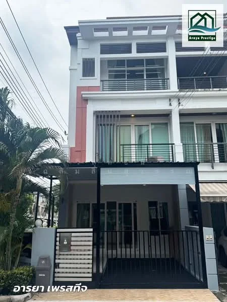 3 Bedroom condo in Baan Klang Muang Urbanion Rama 9-Ladprao