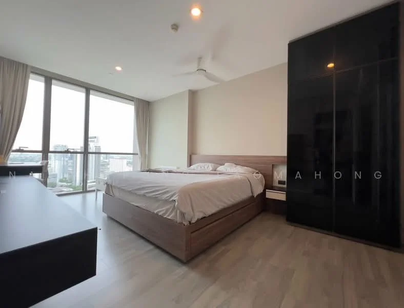 1 Bedroom condo in 333 Riverside