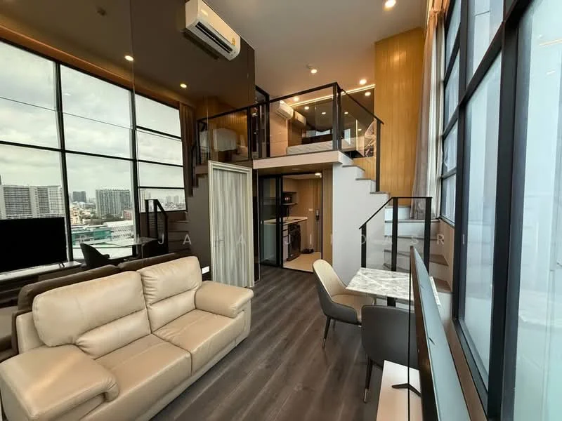 2 Bedroom condo in Knightsbridge Space Ratchayothin