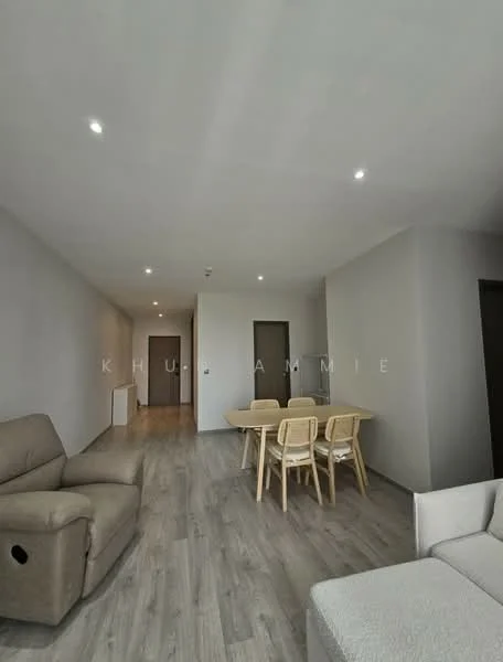 2 Bedroom condo in Rhythm Ekkamai Estate