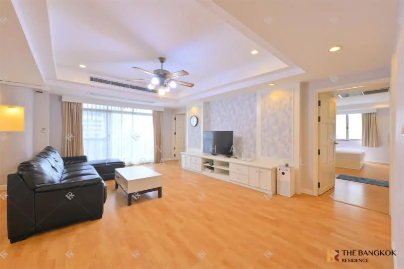3 Bedroom condo in Royal Castle Sukhumvit