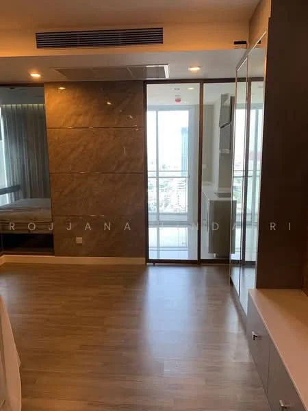 1 Bedroom condo in The Room Sathorn