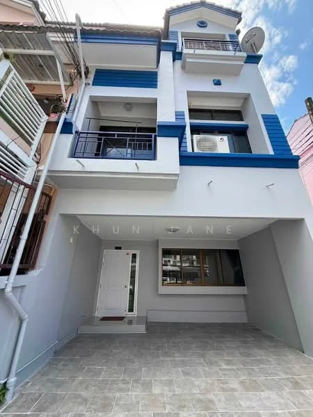 3 Bedroom condo in Baan Klang Muang Mengjai Ratchada 2