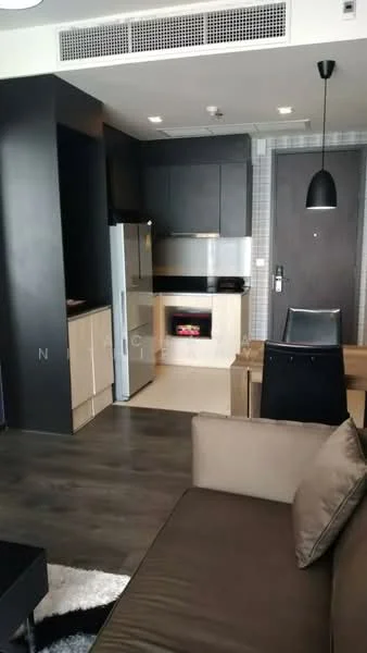 1 Bedroom condo in The Edge Sukhumvit 23