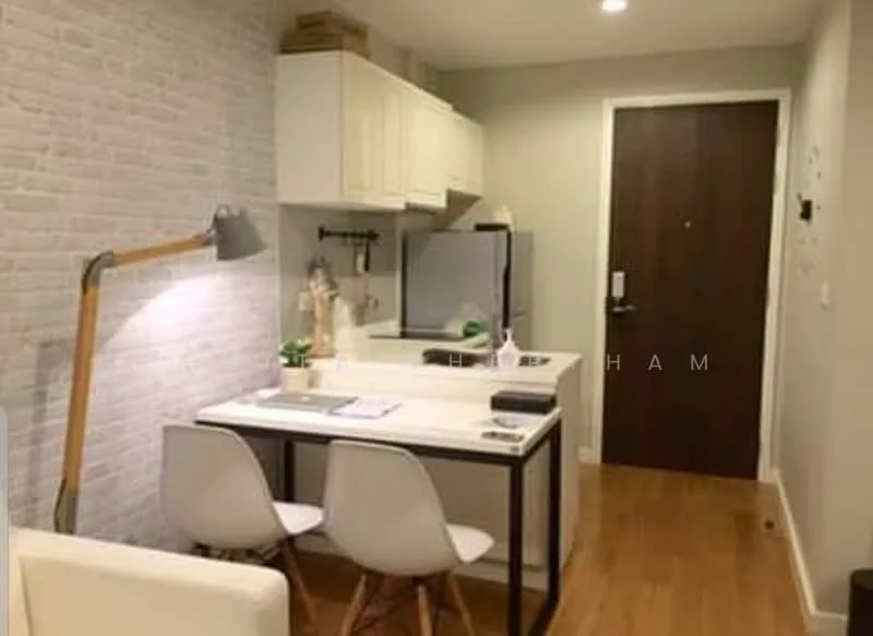 1 Bedroom condo in Condolette Dwell Sukhumvit 26
