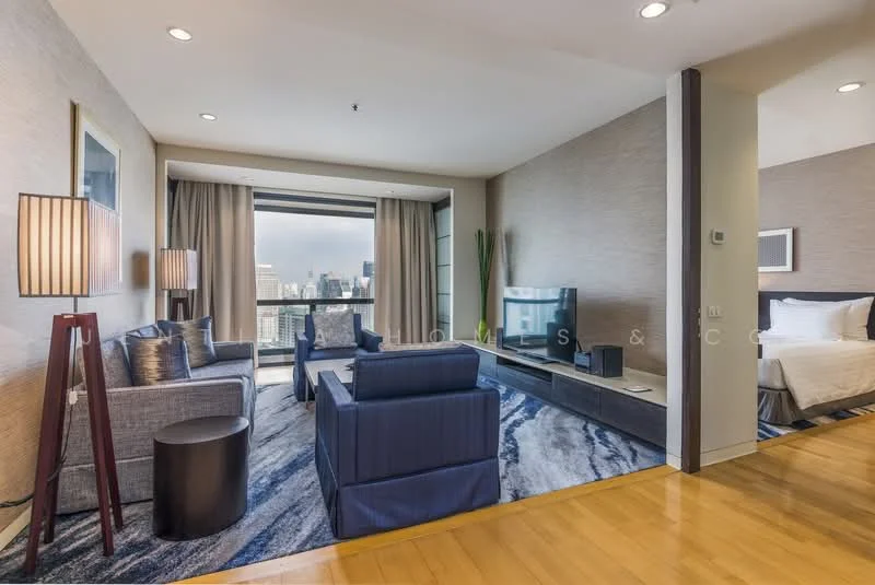 2 Bedroom condo in Emporium Suites by Chatrium