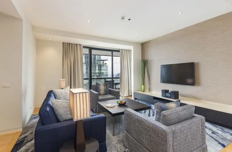 2 Bedroom condo in Emporium Suites by Chatrium