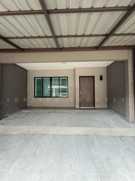 3 Bedroom condo in Pruksa Ville 73 Patthanakan