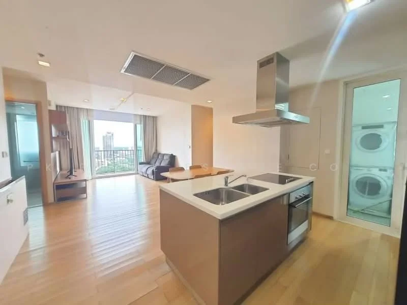 3 Bedroom condo in Siri At Sukhumvit