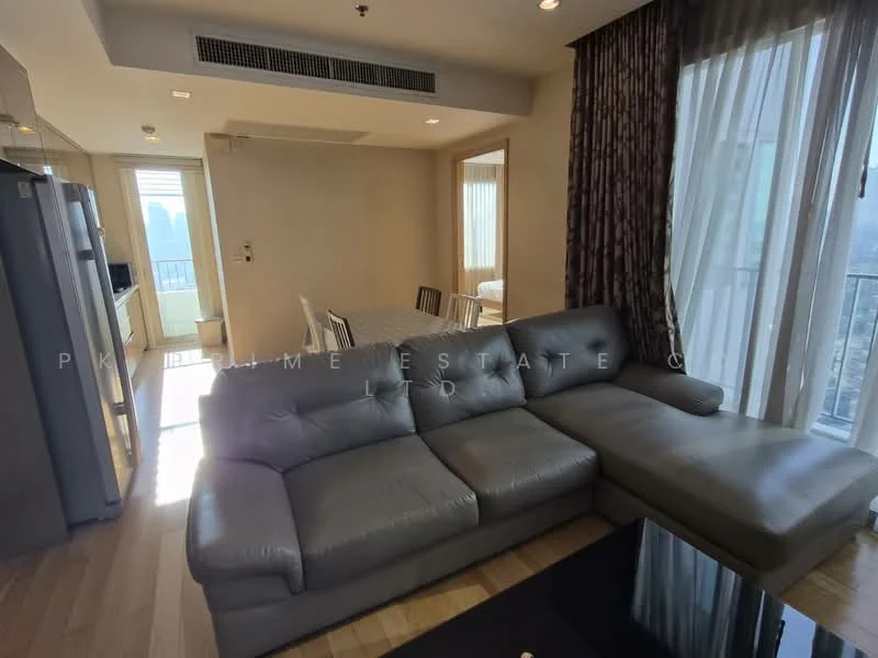 2 Bedroom condo in Siri At Sukhumvit