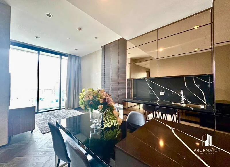 2 Bedroom condo in The Esse Sukhumvit 36