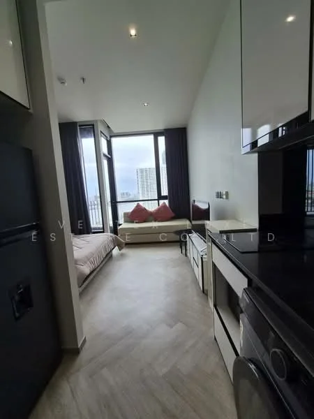 1 Bedroom condo in Chapter Charoennakhon–Riverside