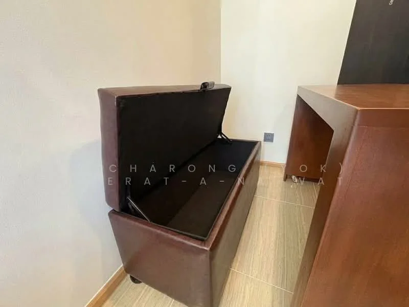 1 Bedroom condo in Noble Around Ari