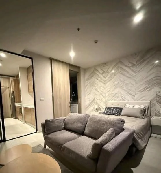 1 Bedroom condo in Noble Ploenchit