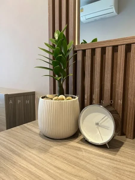 1 Bedroom condo in Life Asoke Hype