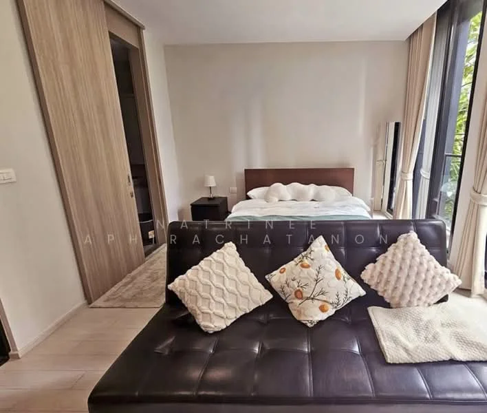 1 Bedroom condo in Noble Ploenchit