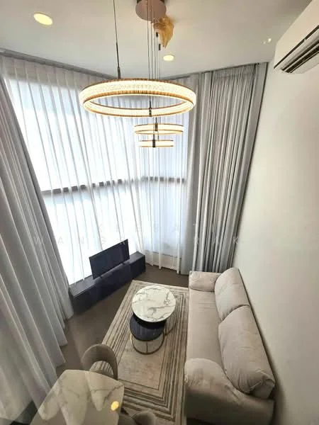 2 Bedroom condo in Park Origin Chula-Samyan