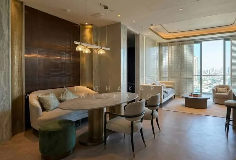 2 Bedroom condo in The Residences At Mandarin Oriental