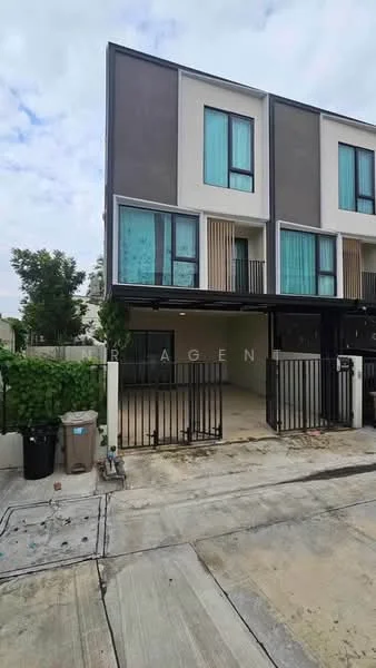 2 Bedroom condo in Altitude Kraf Bangna
