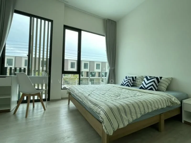 2 Bedroom condo in Altitude Kraf Bangna