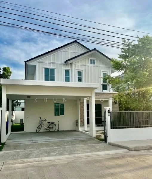 3 Bedroom condo in Villaggio 2 Srinakarin-Bangna