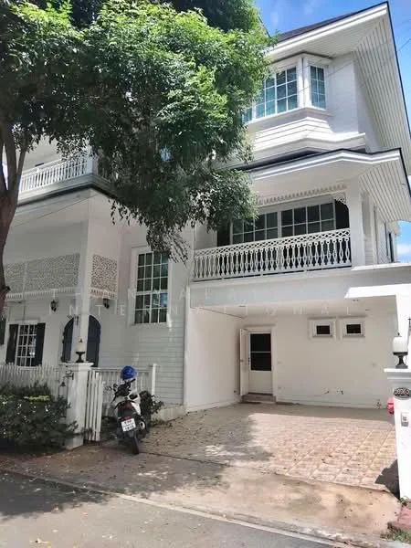 3 Bedroom condo in Fantasia Villa 3