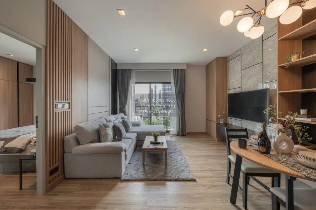 1 Bedroom condo in Noble Reveal